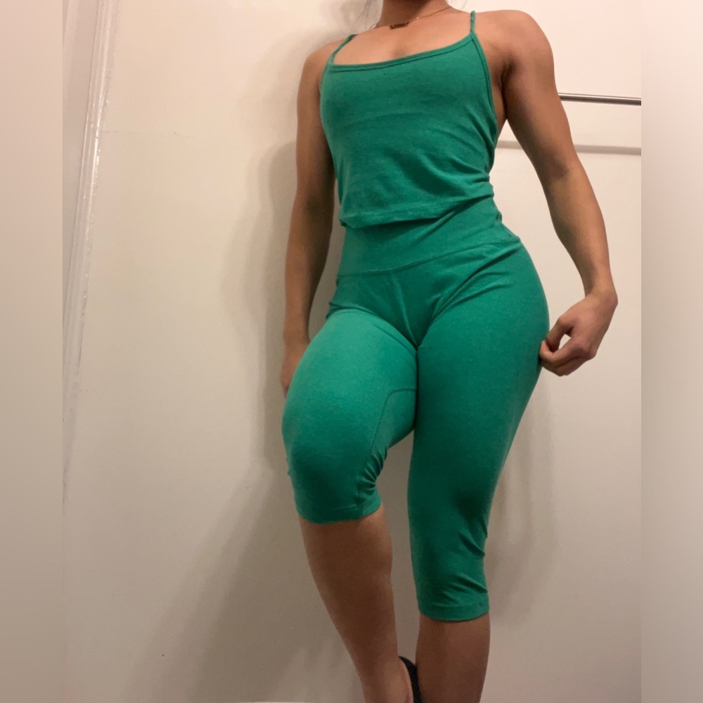 Green Beyond Yoga Set